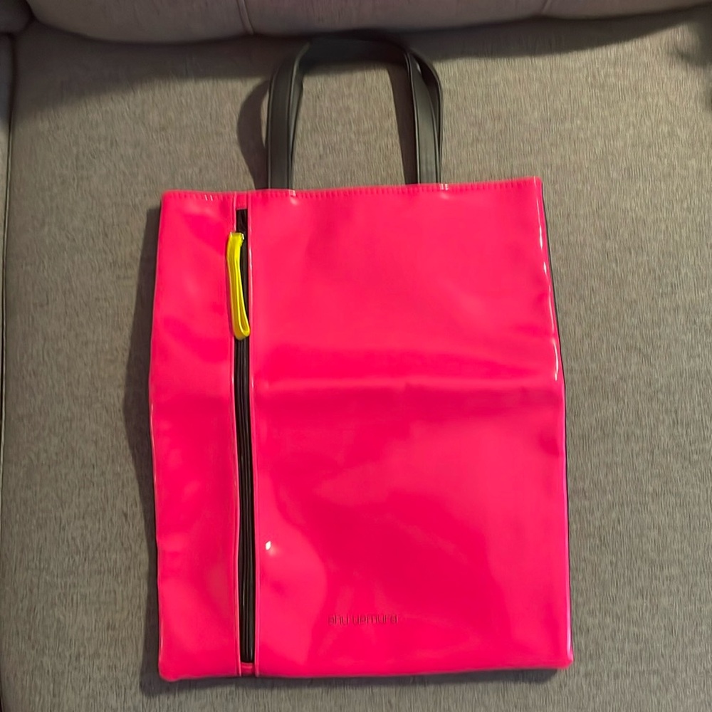 SHUE UEMURA TOTE BAG